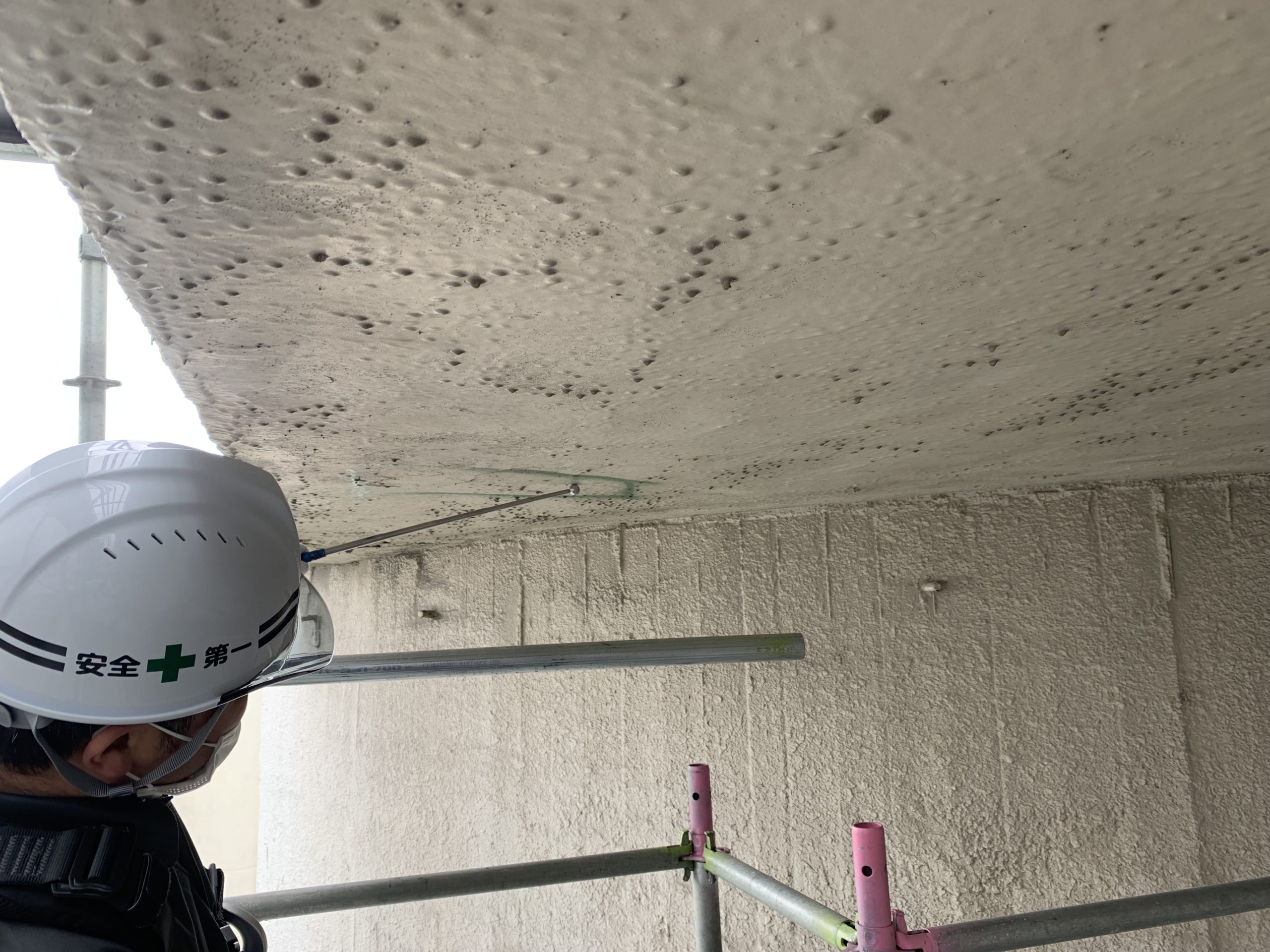 alt高圧水洗浄作業の様子2