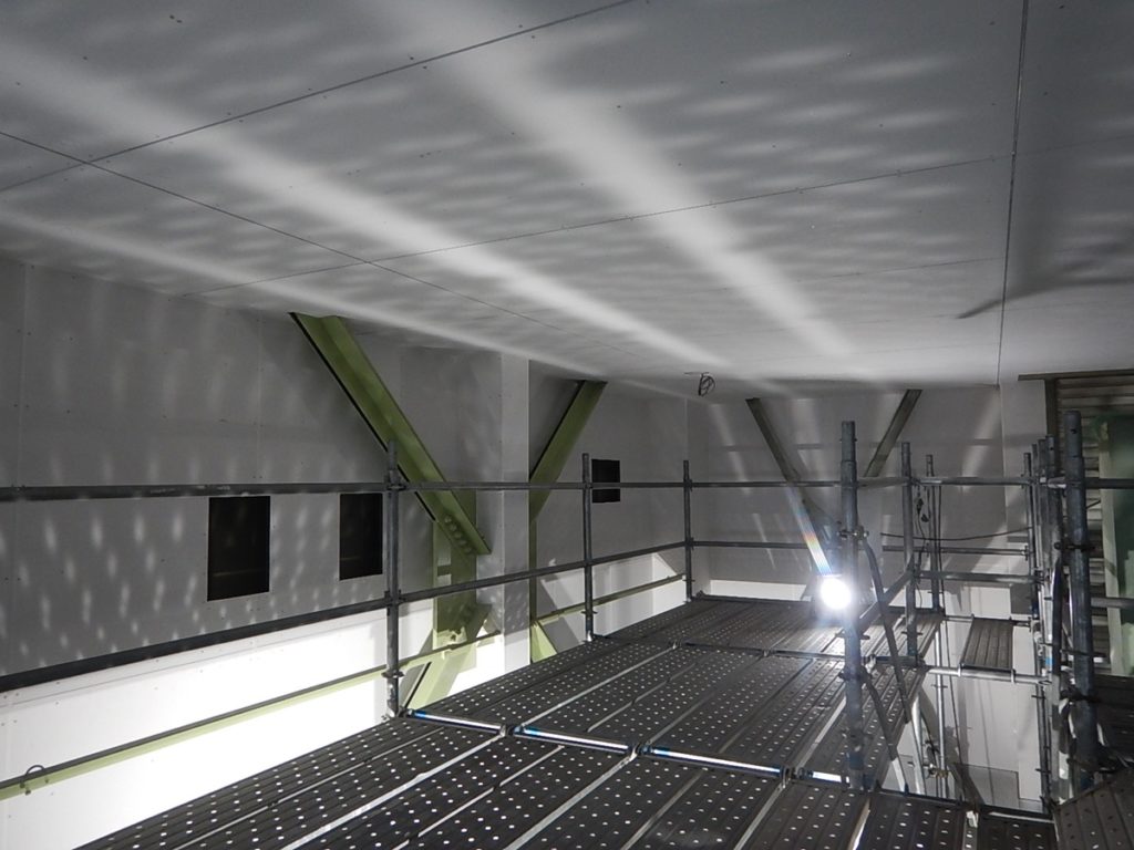 ブログ写真｜東灘区某企業電気室｜天井ボード張り完了図