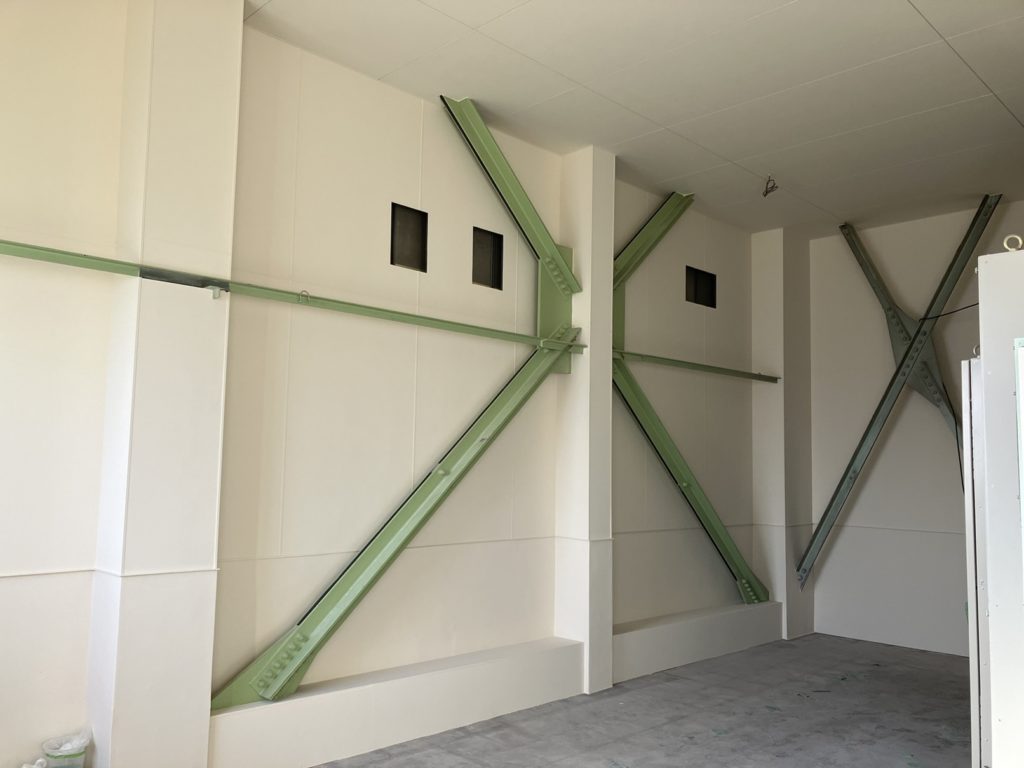 施工実績写真｜神戸市東灘区工場電気室｜内装補修