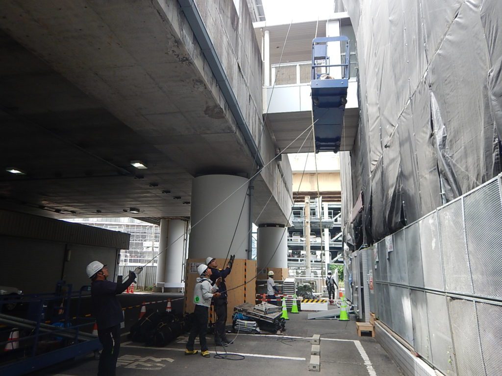 ブログ写真｜神戸市兵庫区労働会館｜ゴンドラ撤去